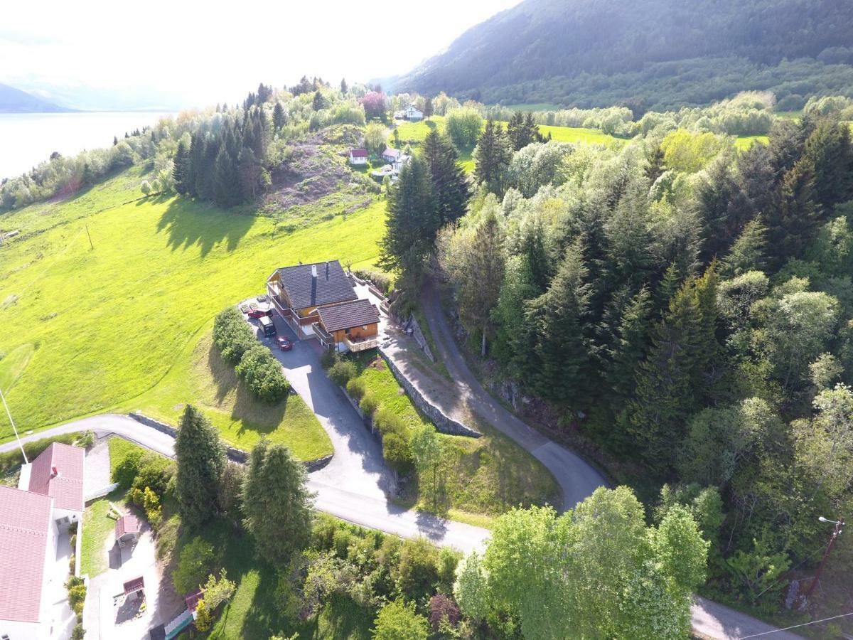 Kvernesfjorden Apartments Steinsgrenda المظهر الخارجي الصورة